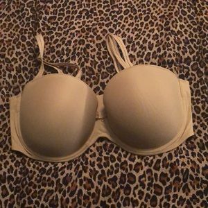Chantelle bra